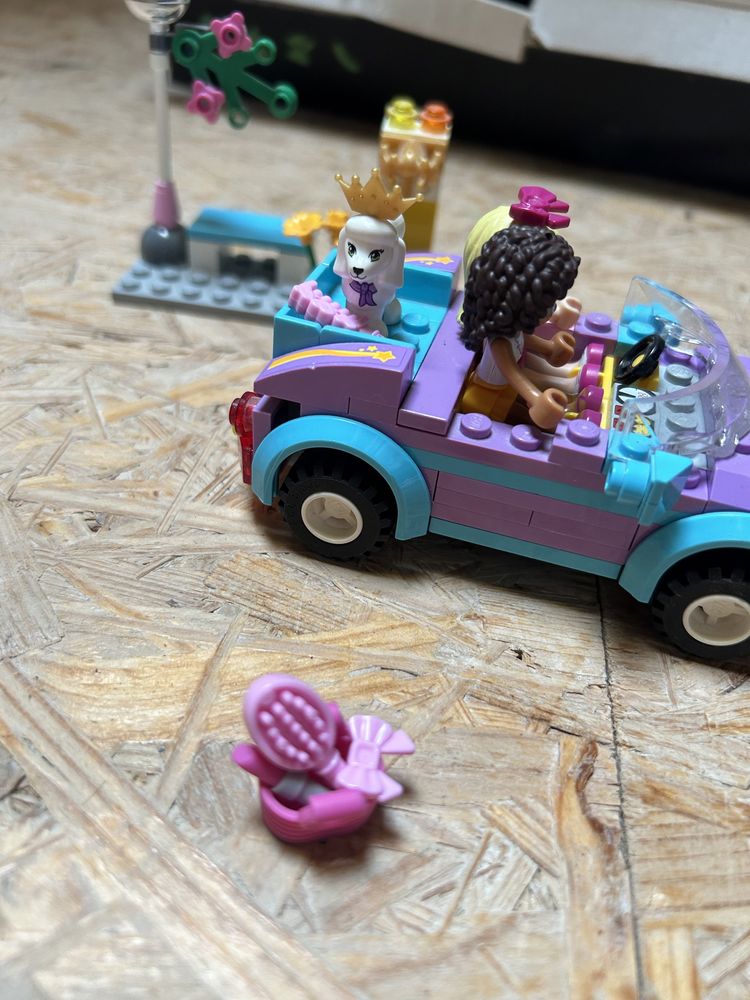 Lego friends samochód