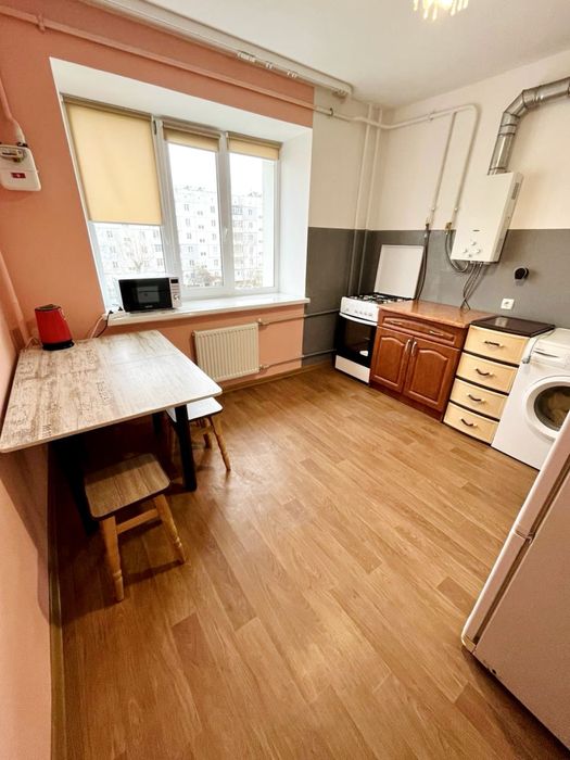 Подобово (1-кімнатна), 900 грн/доба. Чугуїв (мкр Клугино-Башкирівка)