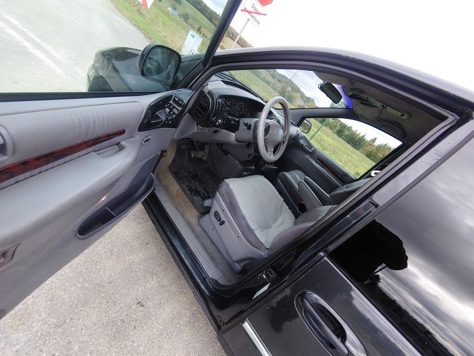 Chrysler grand voyager 2000r
