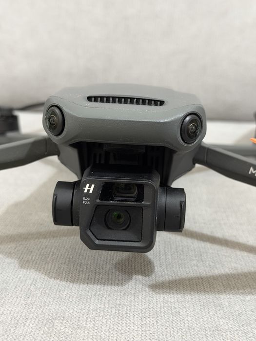 Drone DJI MAVIC 3 c/ 2 baterias extra