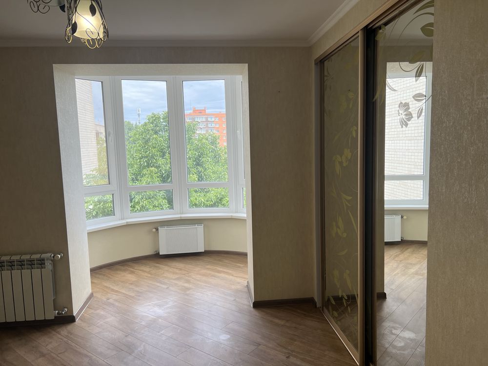 3к квартира новобуд бл. Старе місто