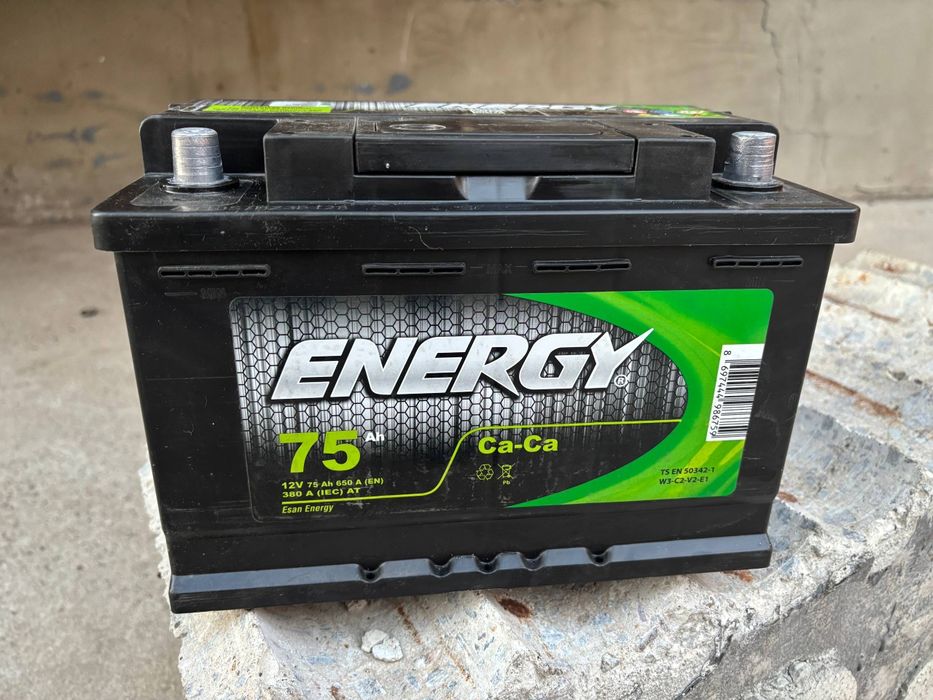 Продам аккумулятор 75 Ah 12V