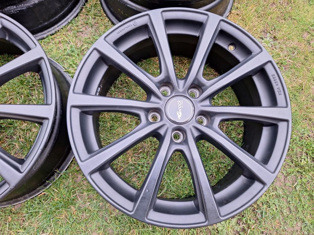 BROCK 18 5x120 ET45/BMW E87 F20 E36 E46 F22 X3 Insignia Amarok T5 T6
