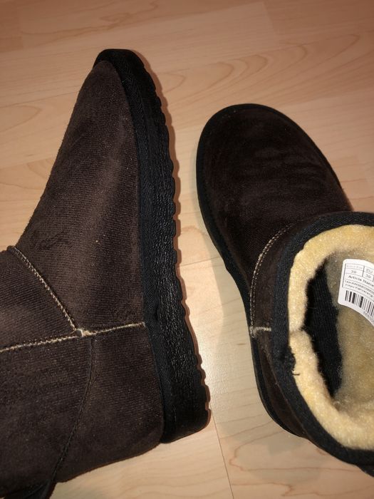 Brązowe śniegowce z beżowym futerkiem