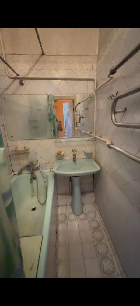 Продаж 2 кімнатної квартири метро Палац Україна