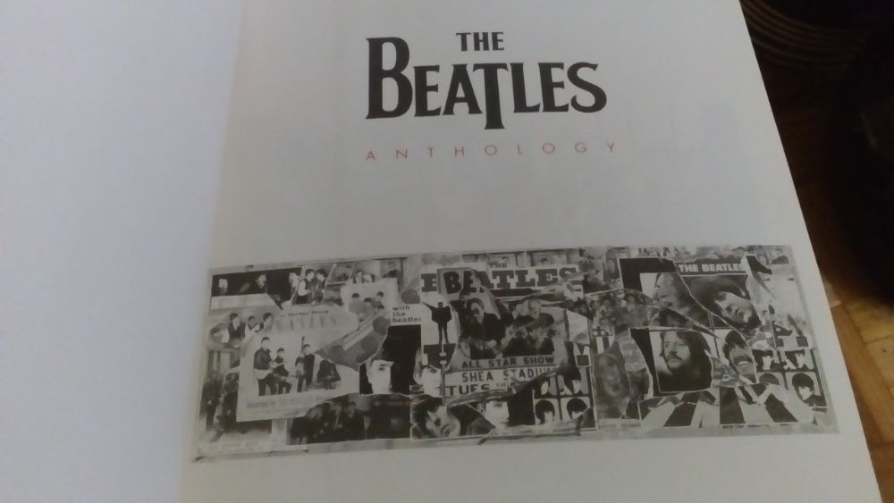 Peça coleção The Beatles Story Anthology Original