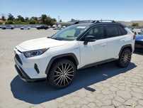 Toyota RAV4 XSE/4x4/Kosmetyczna szkoda/Niższa Akcyza/