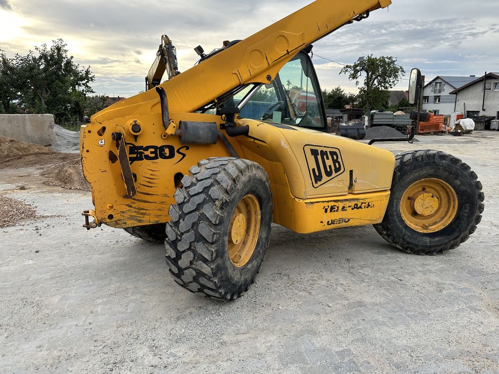 Ładowarka teleskopowa JCB 530