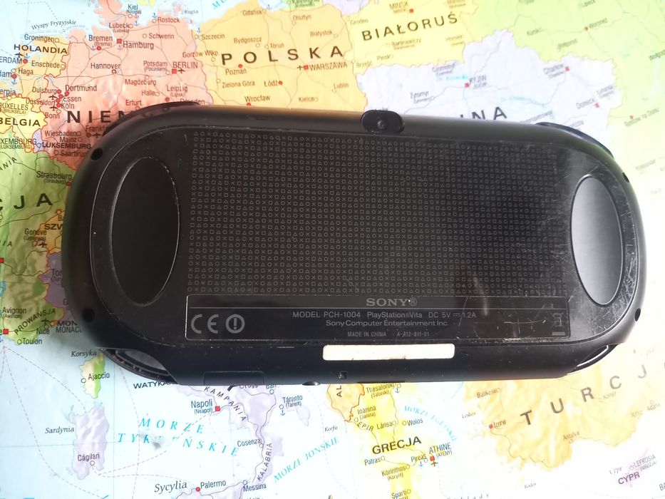 Konsola Sony Ps Vita PCH-1004 OLED 4gb