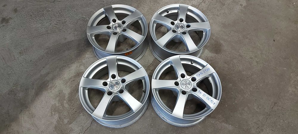 Felgi aluminiowe 7jx16 et20 5x120 BMW