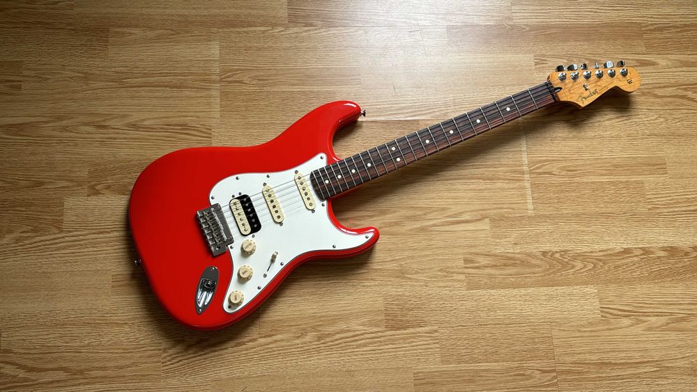 Продам Fender Player 2 Stratocaster HSS Coral Red, Seymour Duncan