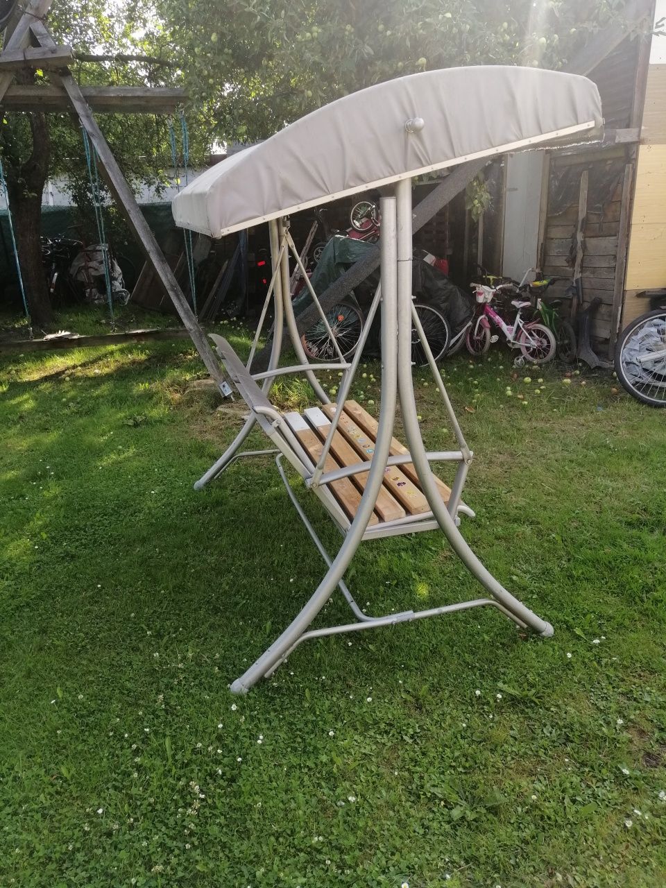 Hustawka ogrodowa z daszkiem szerokosc 180cm