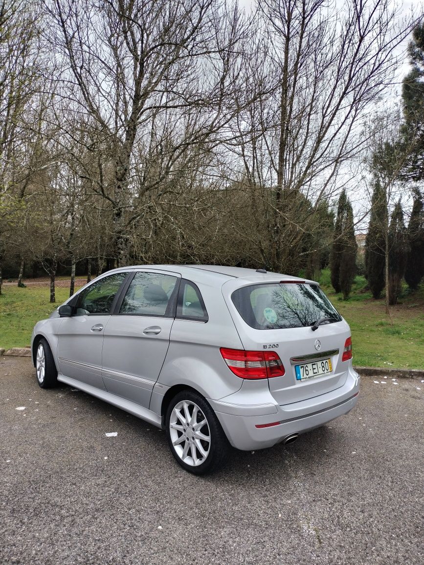 Mercedes B200 GPL legalizado no livrete