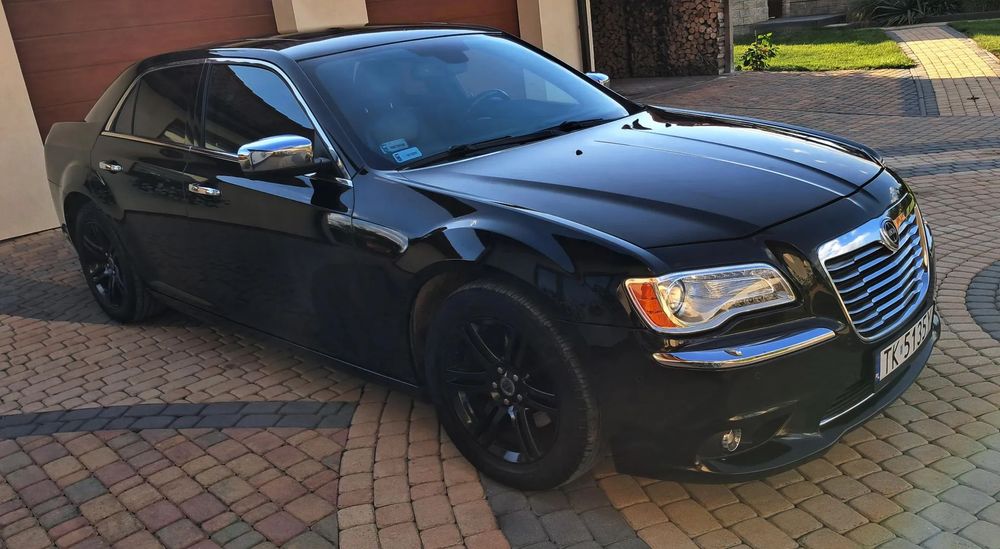 Lancia Thema 3.0 CRD, System GPS, Bezwypadkowy, Szyber dach, dwa komplety kół!!!