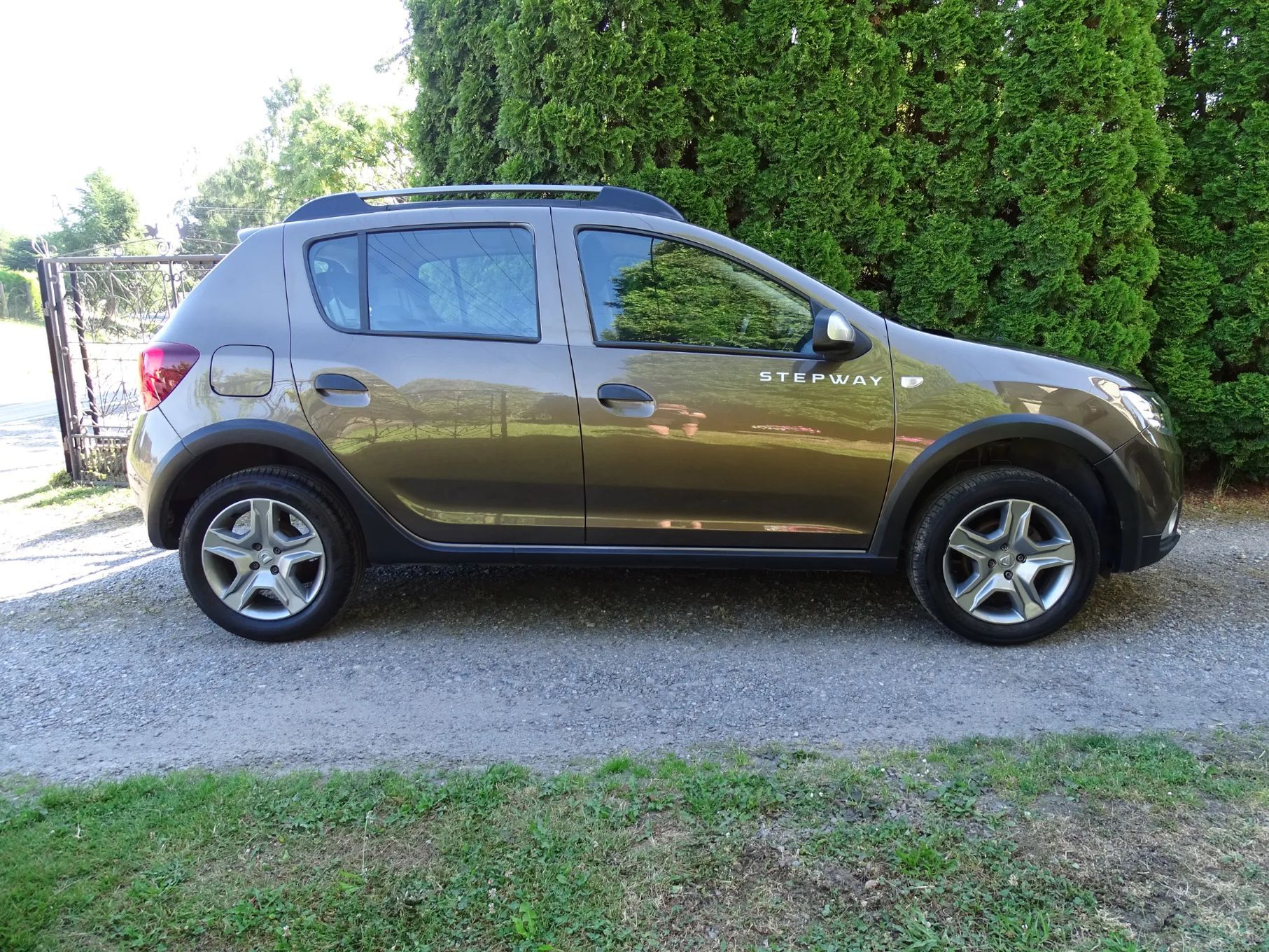 Dacia Sandero Stepway 0.9 Tce 90KM Automat Ledy ,Navi, Klima, Piękny Kolor Zadbana