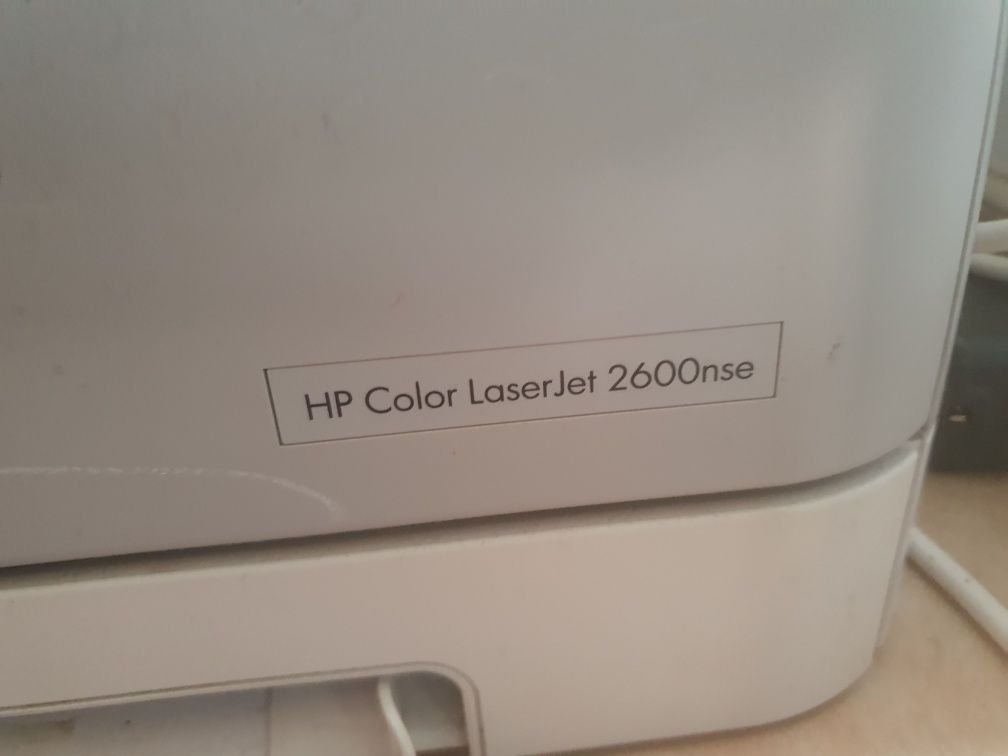 Kolorowa drukarka laserowa HP Laserjet 2600nse