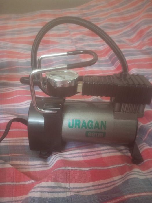 Автомобильный компрессор