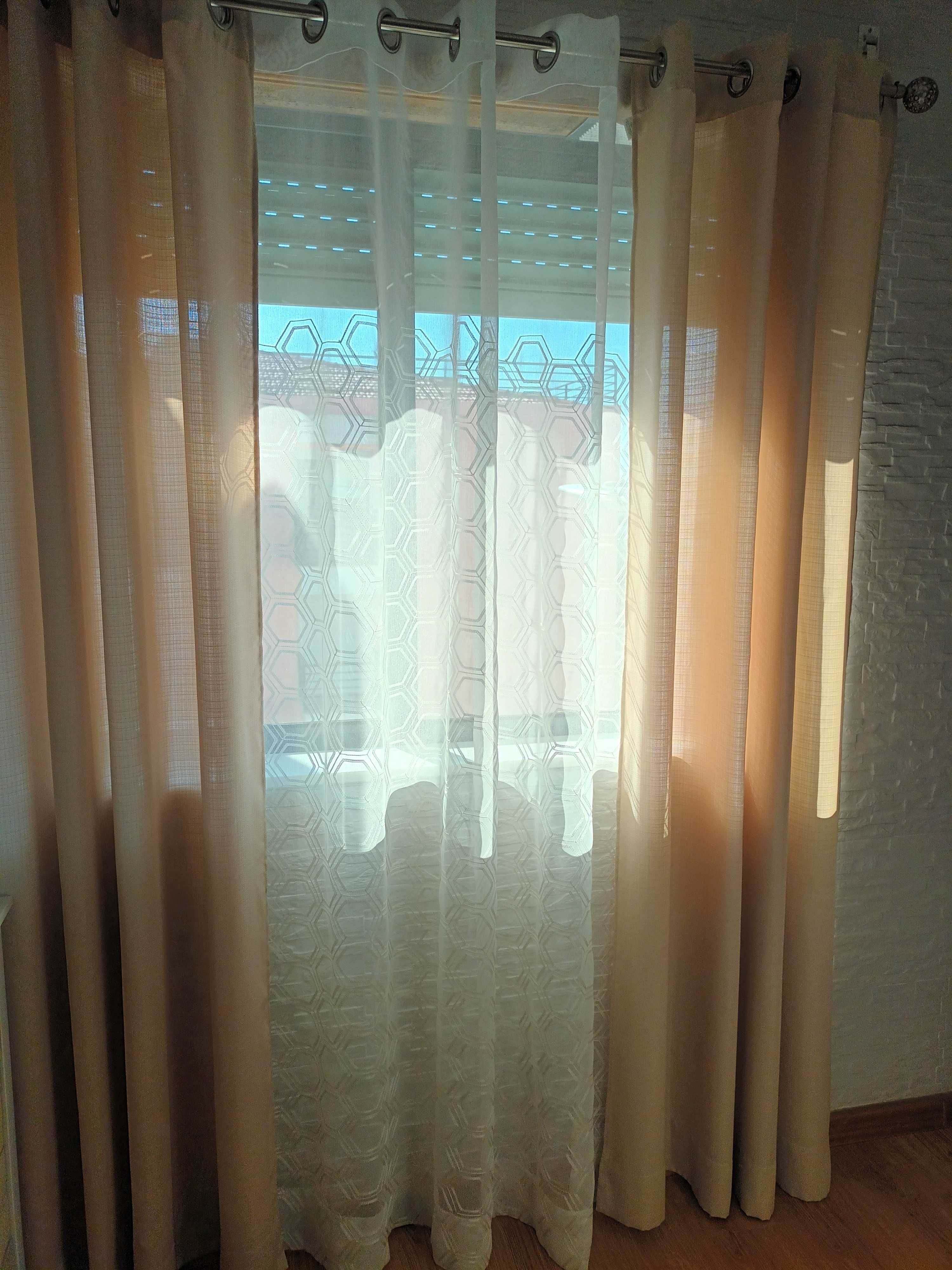 Cortinados creme