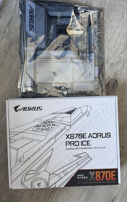 Gigabyte X870E Aourus Pro Ice | Материнська плата | АМ5