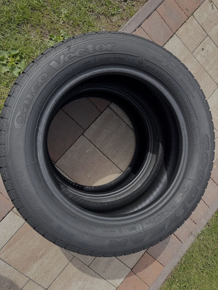 Opony 225/55R17C wzmacniane Goodyear wielosezonowe 2021r FV23 WYSYŁAM