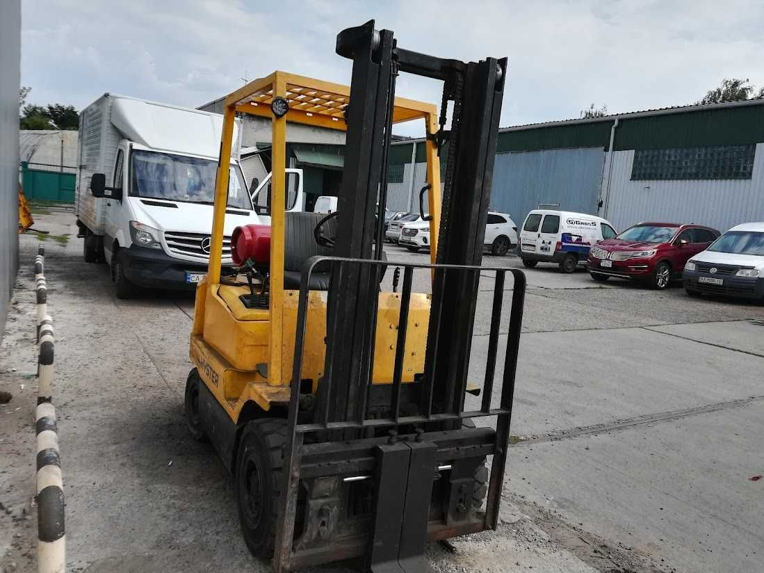 Погрузчик HYSTER 1,5 т., 3,3 м., ГАЗ, кара