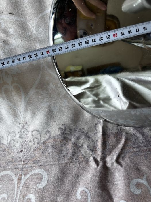 2 bustos femininos com base metálica ajustável