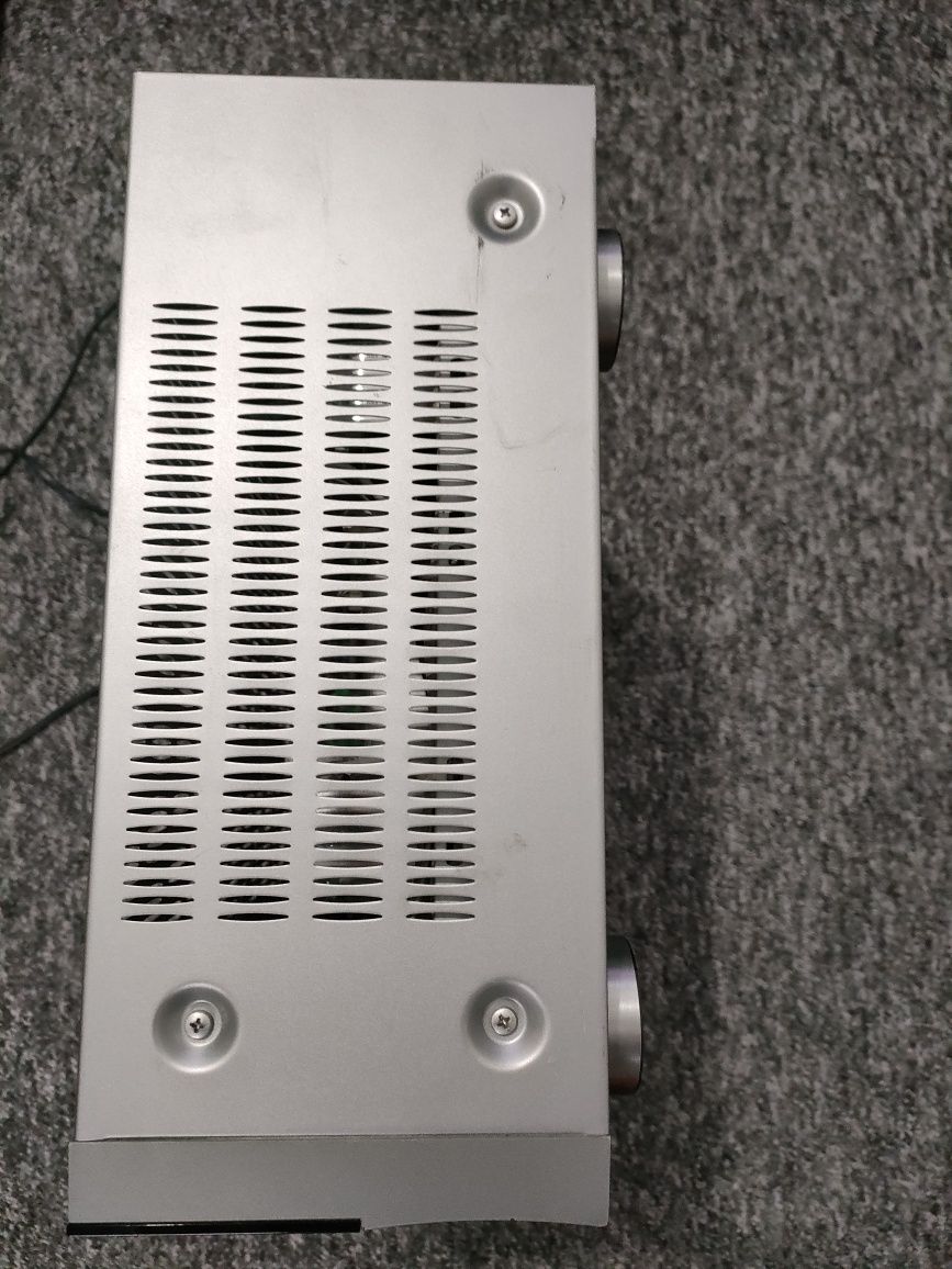 Amplituner Harman Kardon AVR 132