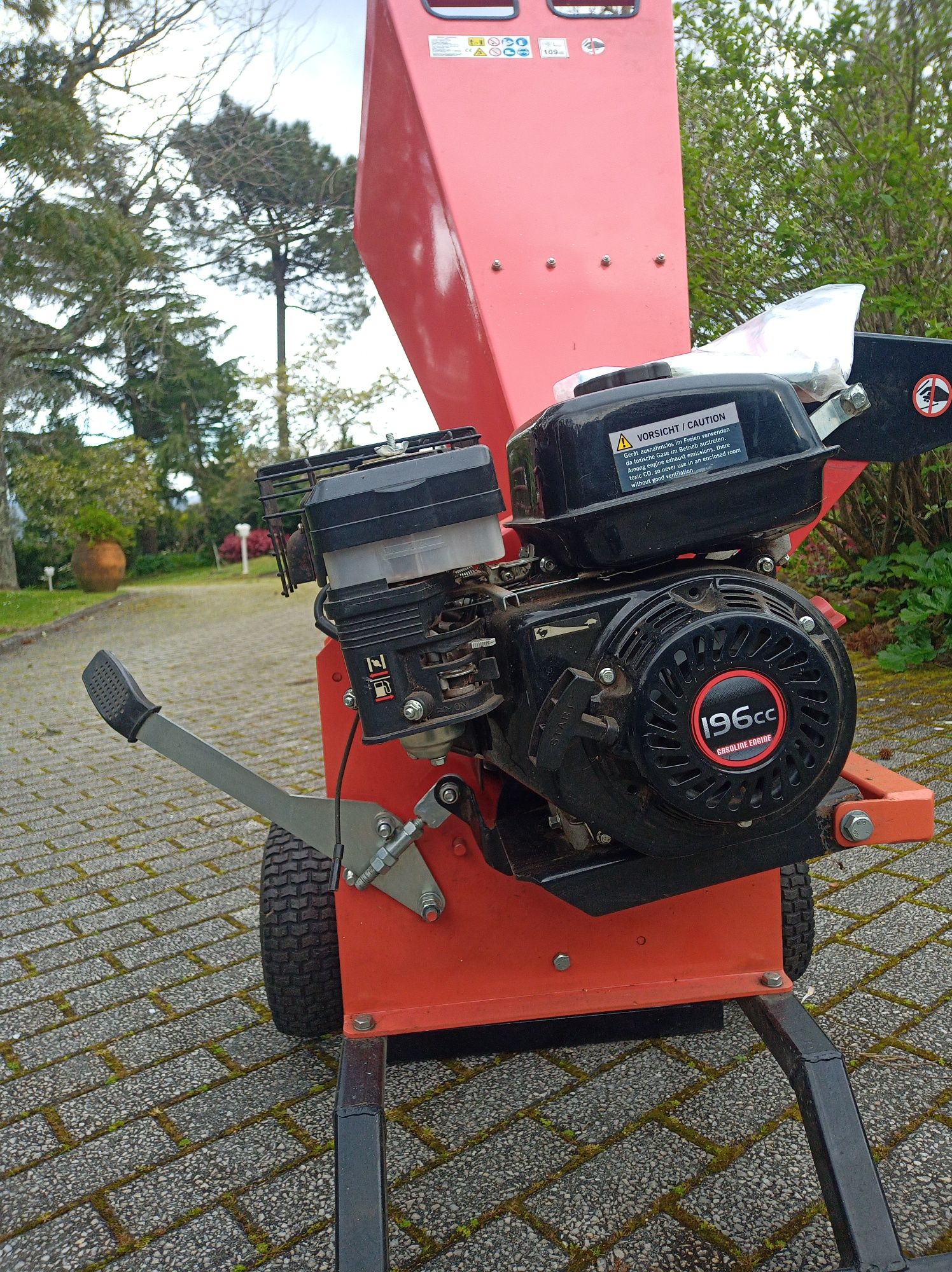 Ralador de madeira /wood chipper Honda com manual