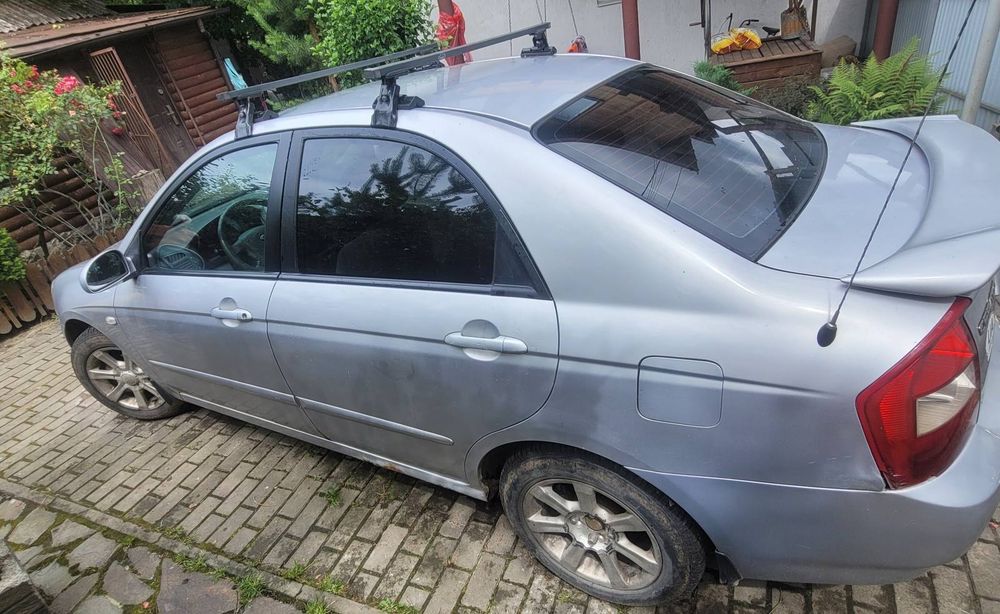 Кіа Cerato 2006р 1.6 (газ,бензи)н