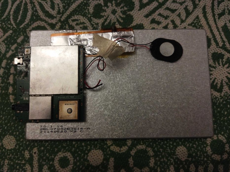 GPS навигатор 7дюймов(запчасти).