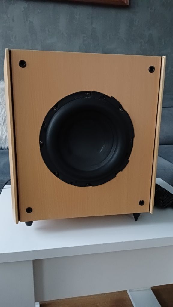 Subwoofer VK aktywny