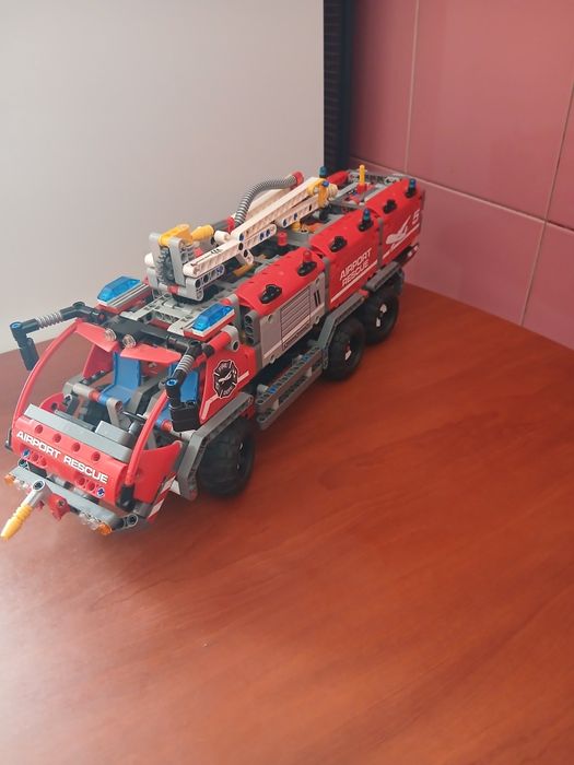 Продам Лего technic 42068 конструктор лего техник