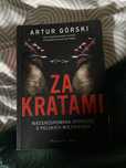 Ksiazka Za kratami - Artur Górski