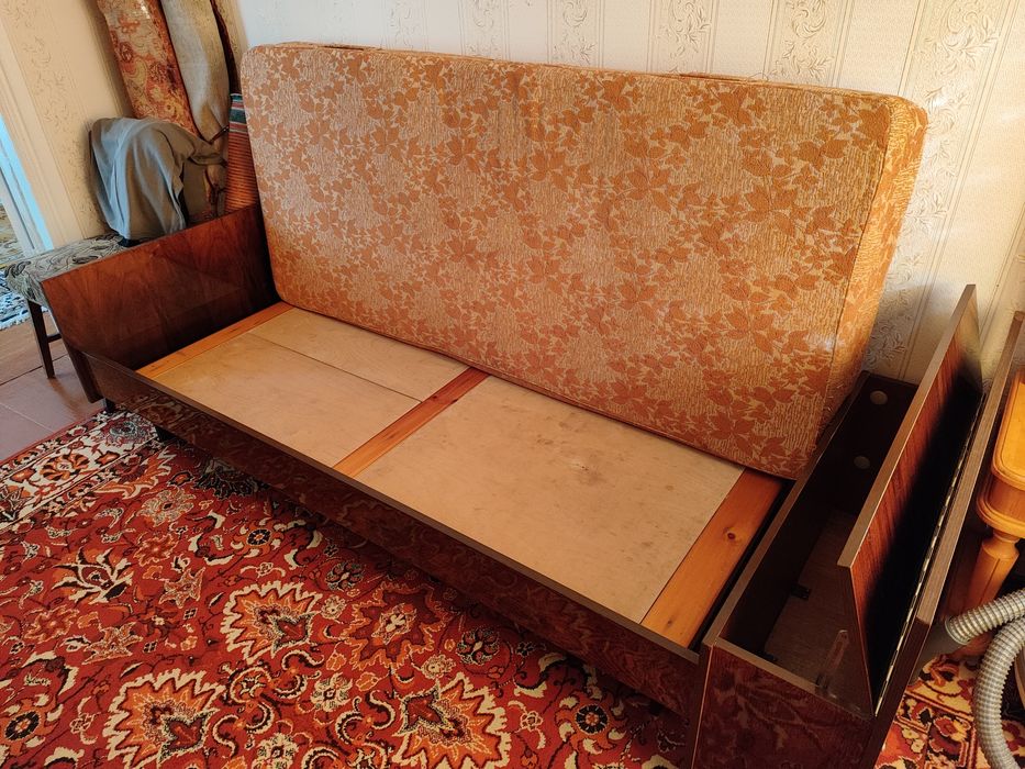 Ліжко односпальне