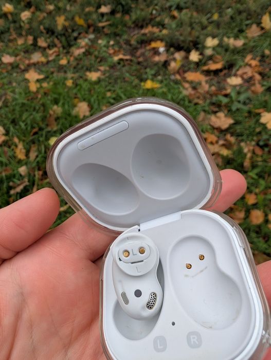 Кейс Samsung buds live бу