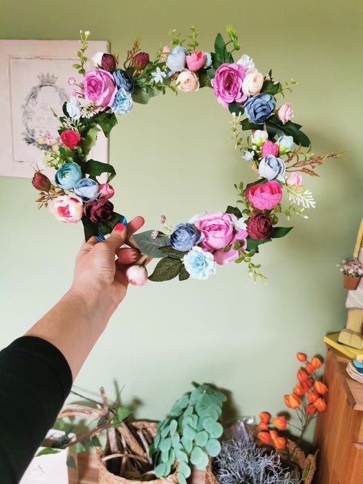 Kolorowy wianek na drzwi # wiosenny wianek na drzwi