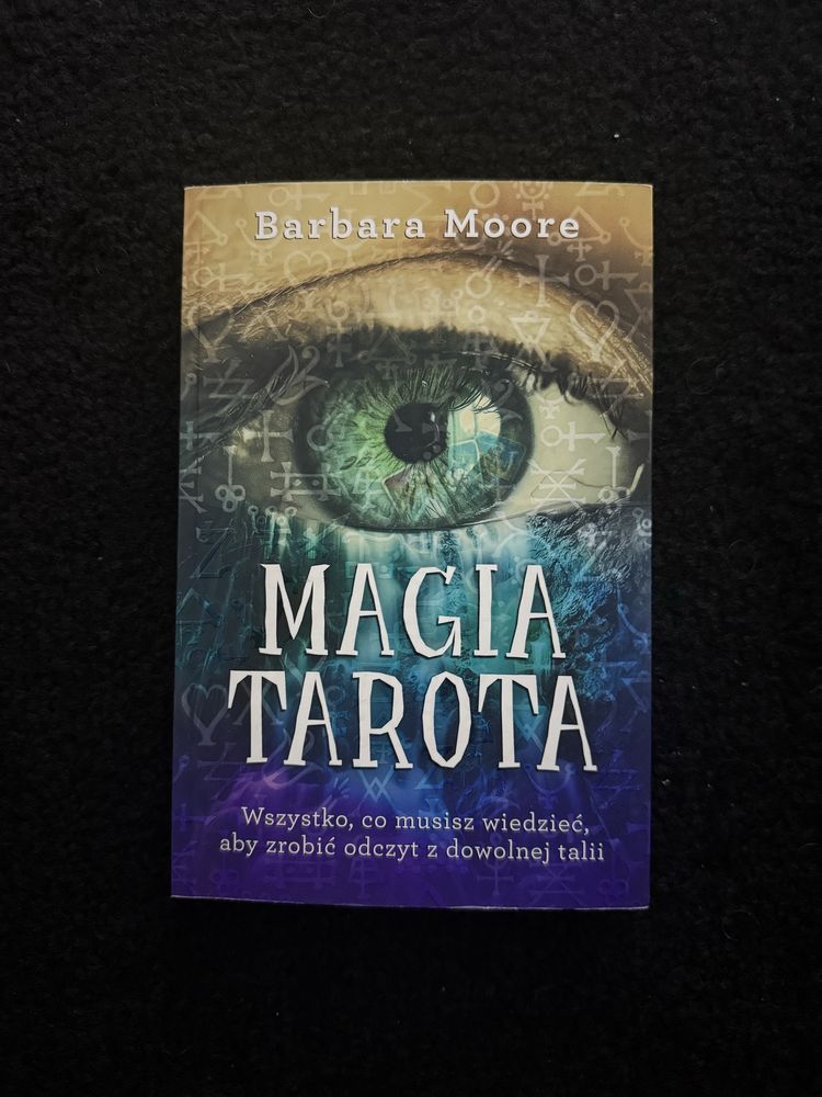 Magia Tarota, Barbara Moore.