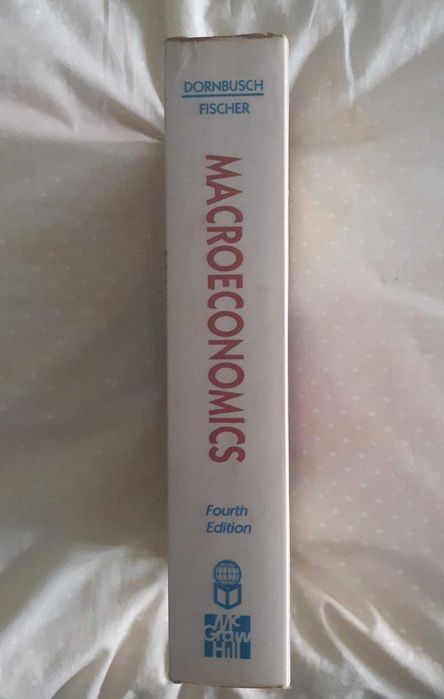 Macroeconomics - Livro Ensino Universitário