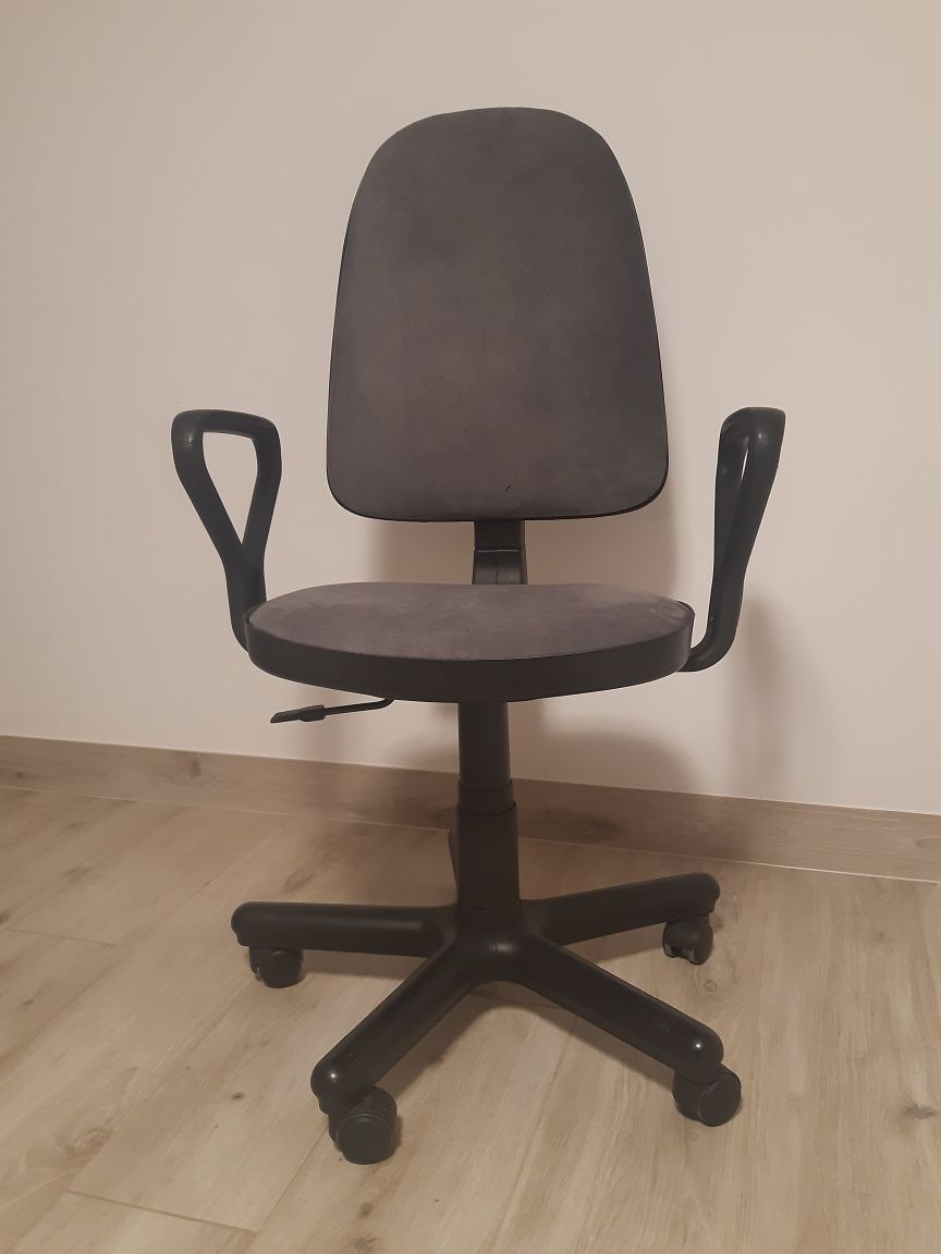 Krzesło do komputera fotel komputerowy NOWY STYL - super stan