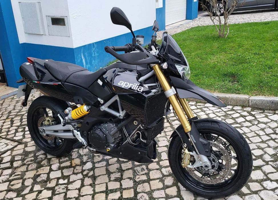 Aprilia Dorsoduro Factory 1200