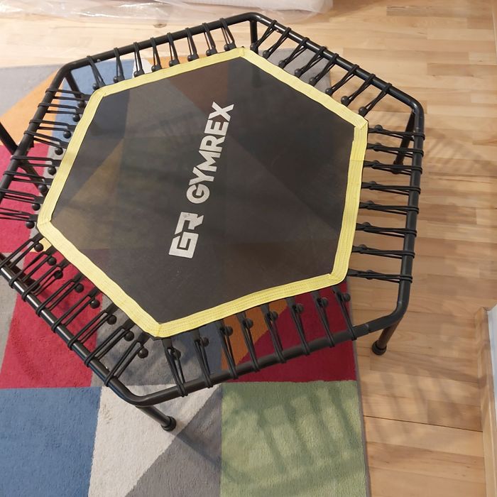 Trampolina domowq z uchwytem