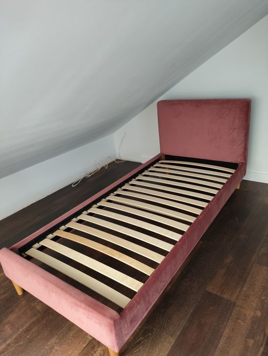 Łóżko dla dziewczynki 90x200