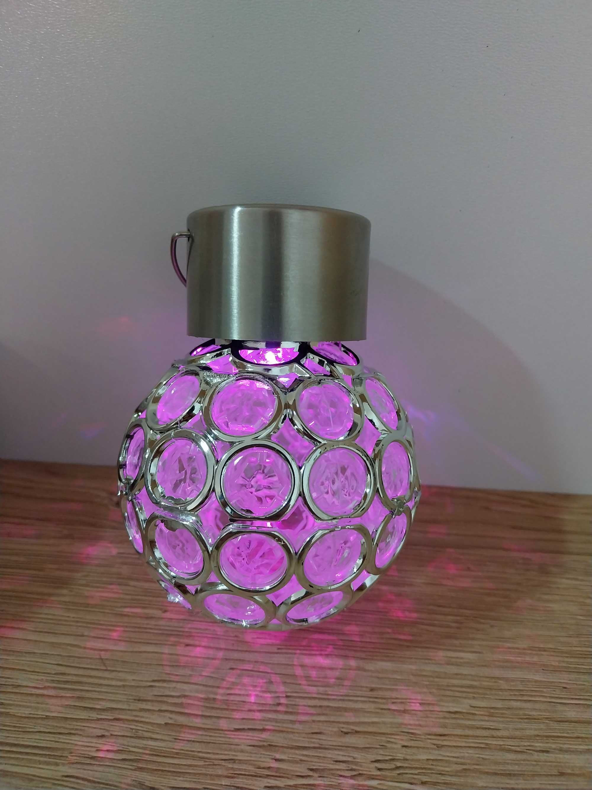 Lampy solarne do zawieszenia, globus, zmiana kolorów, LED