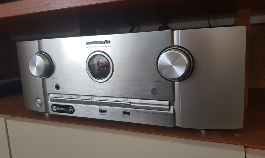 Amplituner Marantz SR5012