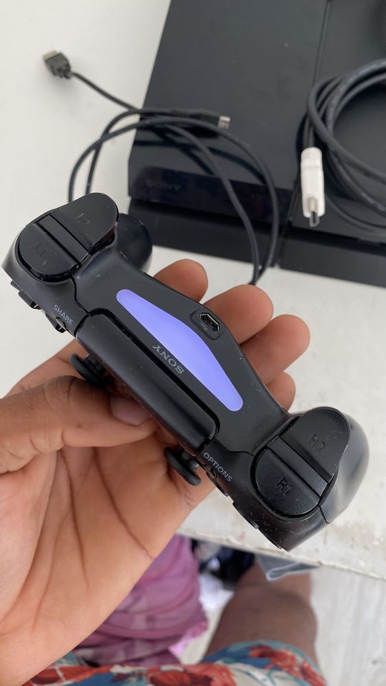 Troco PS4 por outra PS4 chipada