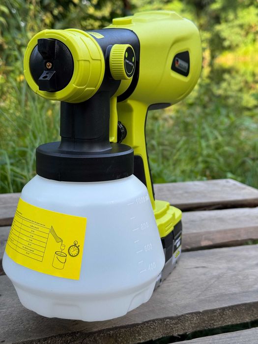 Mobilny bezprzewodowy pistolet do malowania sufitów pod aku RYOBI ONE