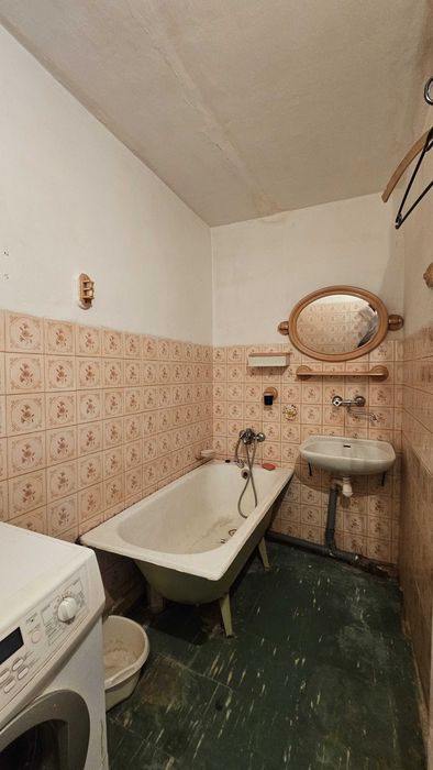 Mieszkanie 60m2 3-pokojowe na II piętrze przy ul. Bema, do remontu