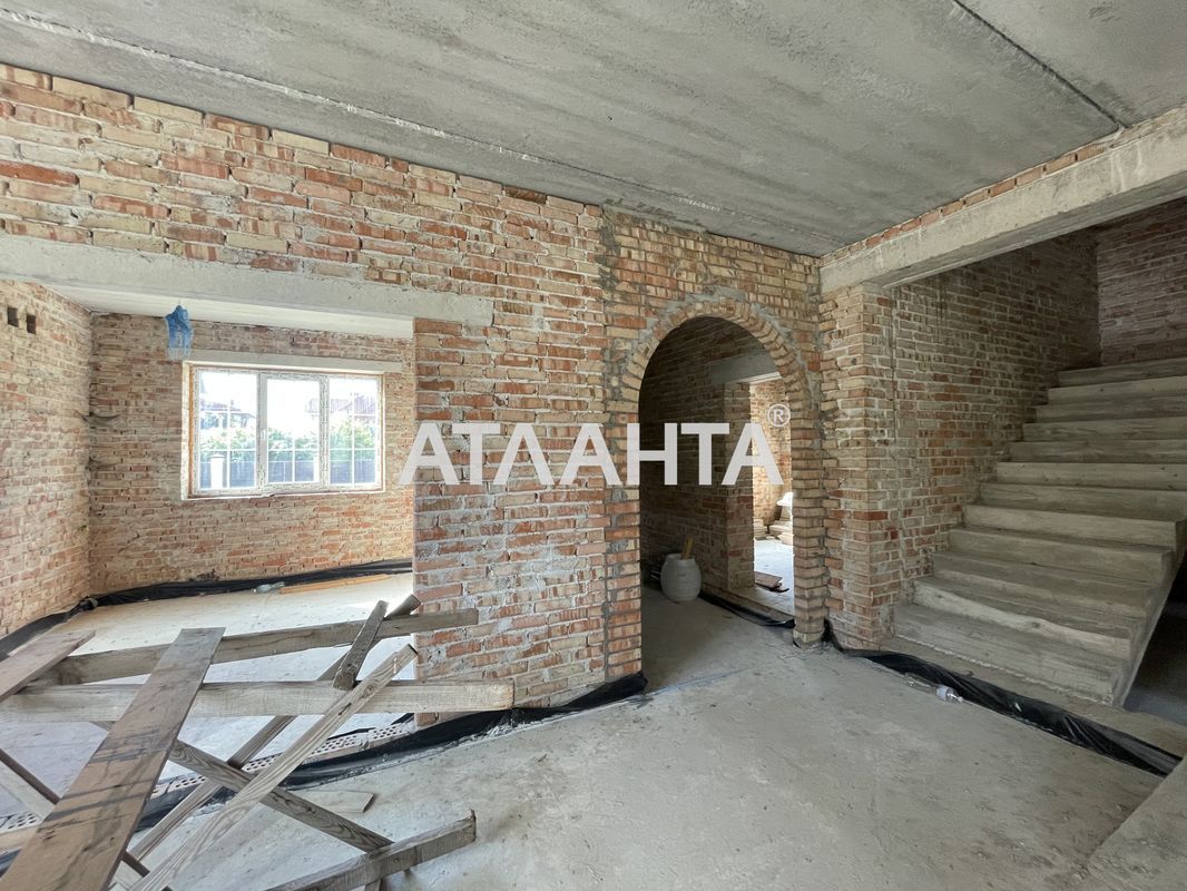 Продаж  будинку з комунікаціями у Львові, район Білогорща