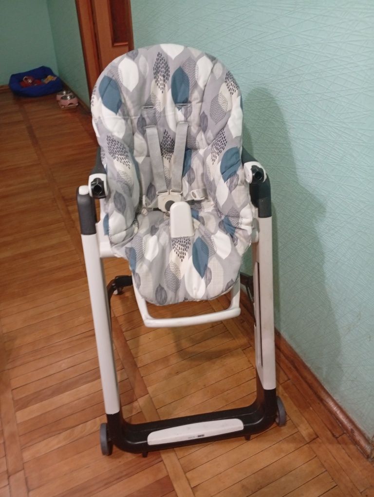 Стільчик для годування peg perego siesta