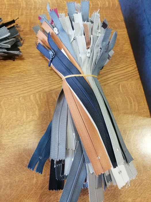 Fechos de correr diversos